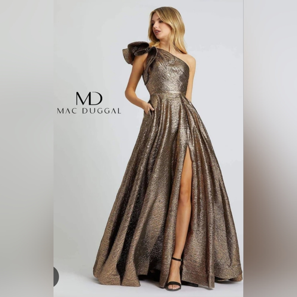 MAC DUGGAL BLOW OUT SALE!! $99 STARTS NO CANCELATION,  NO RETURNS!!